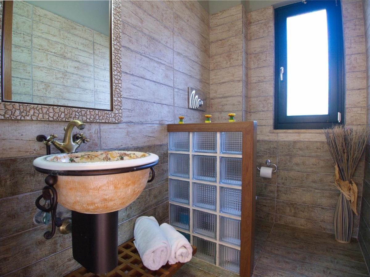 Villa Amvrosia Nr Kalives Crete Arménoi Exterior foto